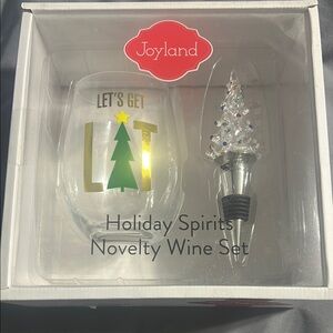 Holiday Spirits Novelty Wine Set - Green and Gold